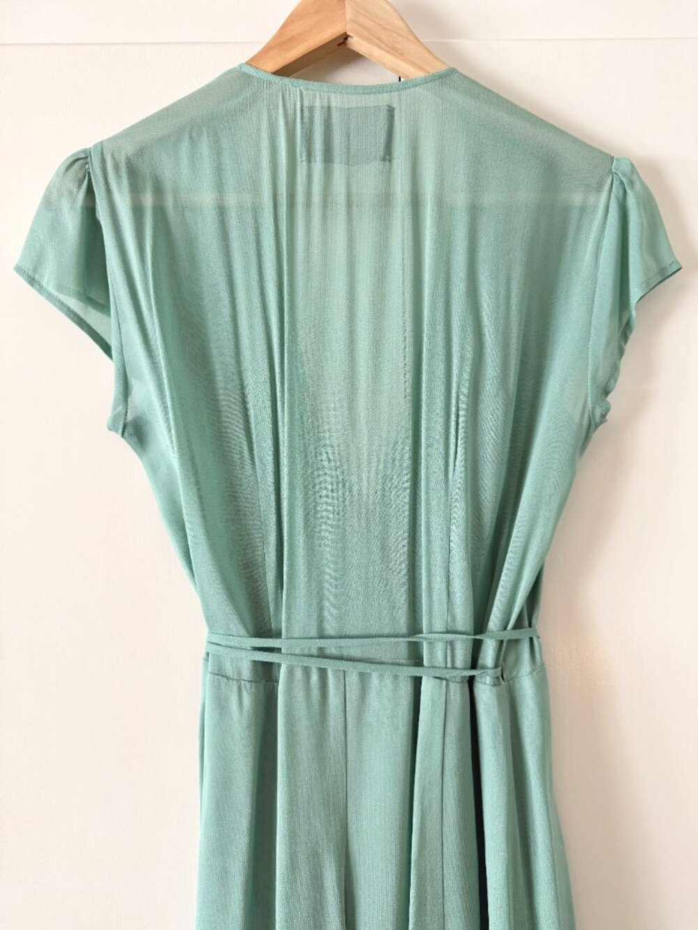 Reformation Carina Dress - Picture 4 of 8